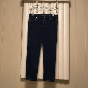American Eagle dark wash skinny jeans